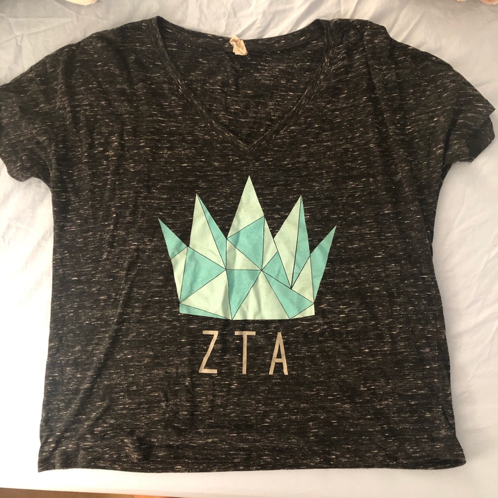Flowy ZTA t shirt